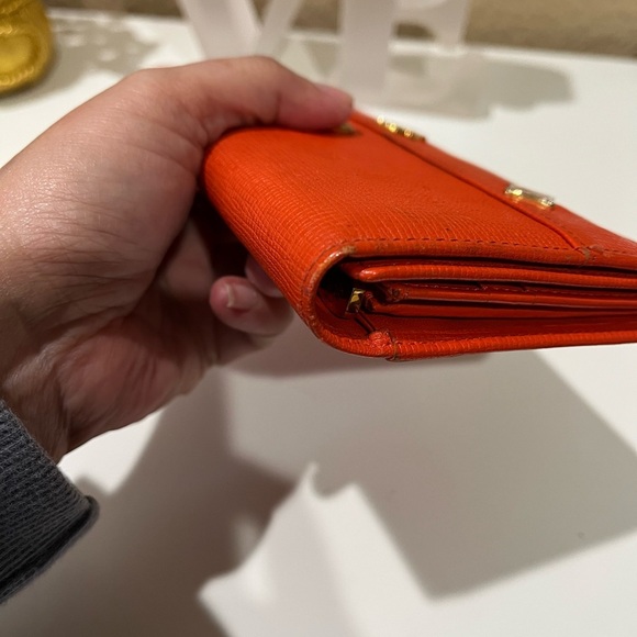 MCM LONG TRIFOLD WALLET - Picture 8 of 16